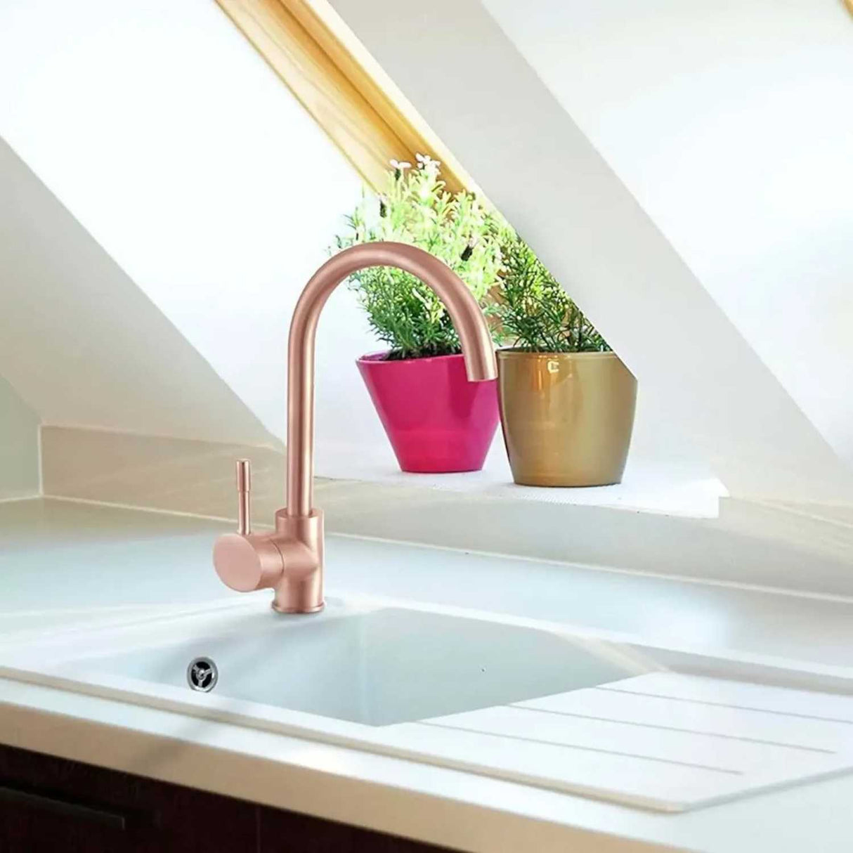 Grifería Lavaplatos Cuello Cisne Oro Rosa Cepillado 32 cm Monocontrol para Cocina