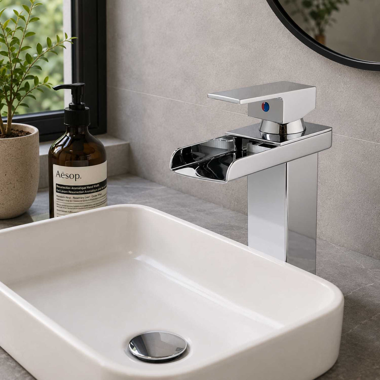 Grifería Lavamanos Bajo Cascada Monocontrol 20 cm con Salida Tipo Cascada