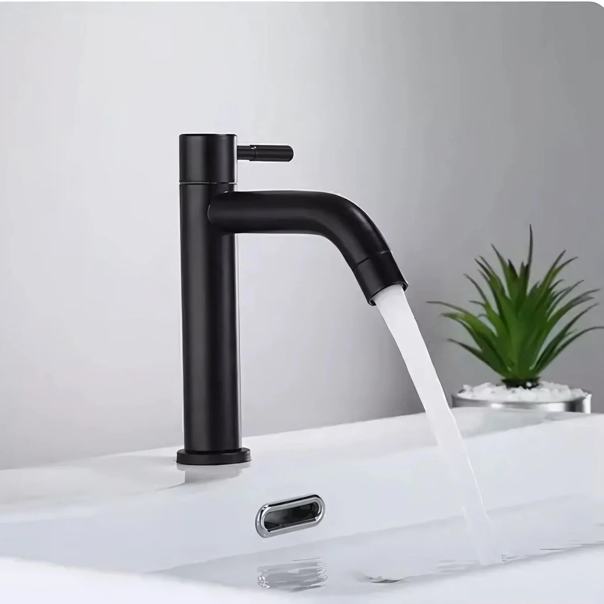 Grifería Llave Lavamanos Negra Agua Fría baja Acero con Filtro