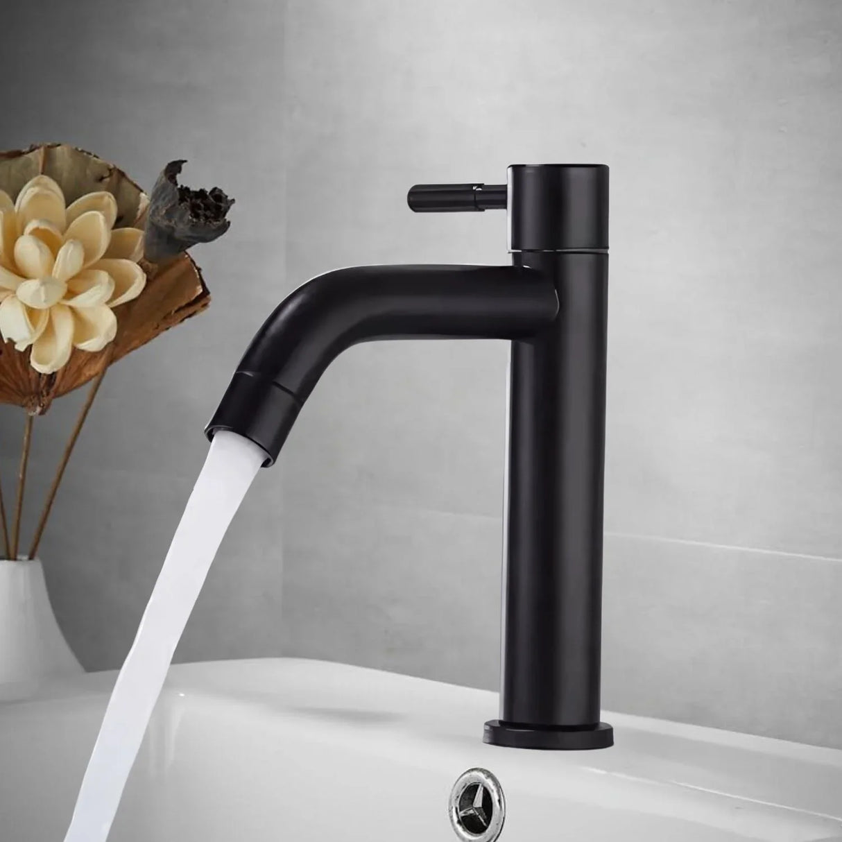 Grifería Llave Lavamanos Negra Agua Fría baja Acero con Filtro