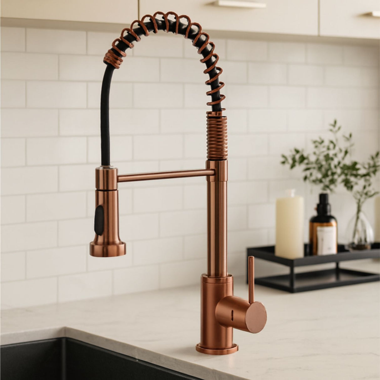 Griferia Monocontrol Piegatto Oro Rosa Texturizado Rociador