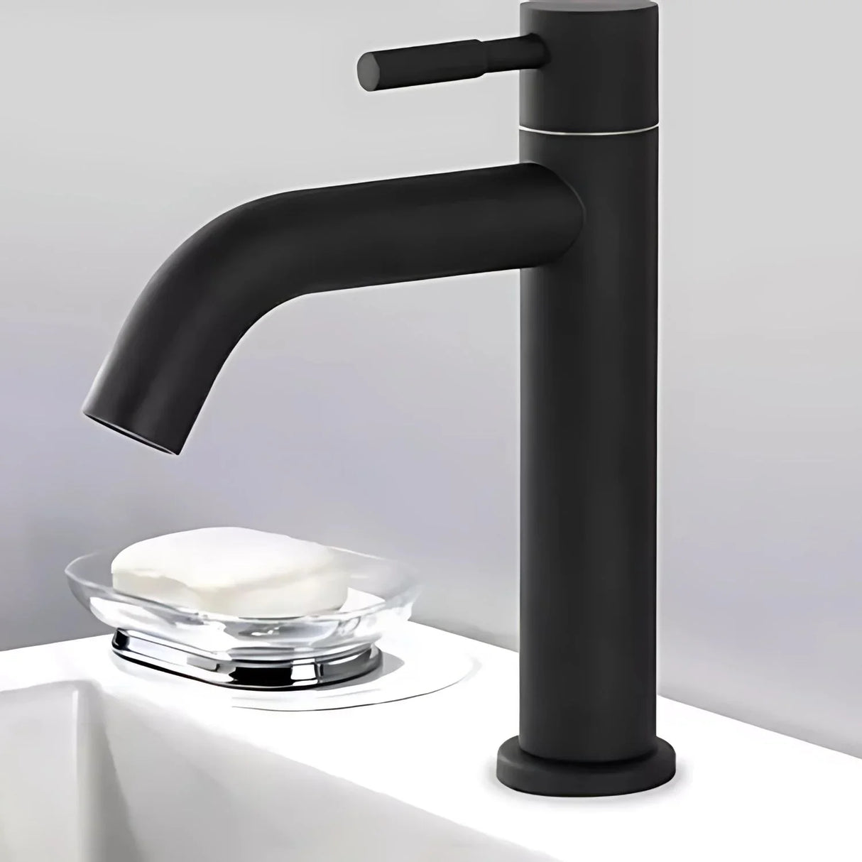 Grifería Llave Lavamanos Negra Agua Fría baja Acero con Filtro