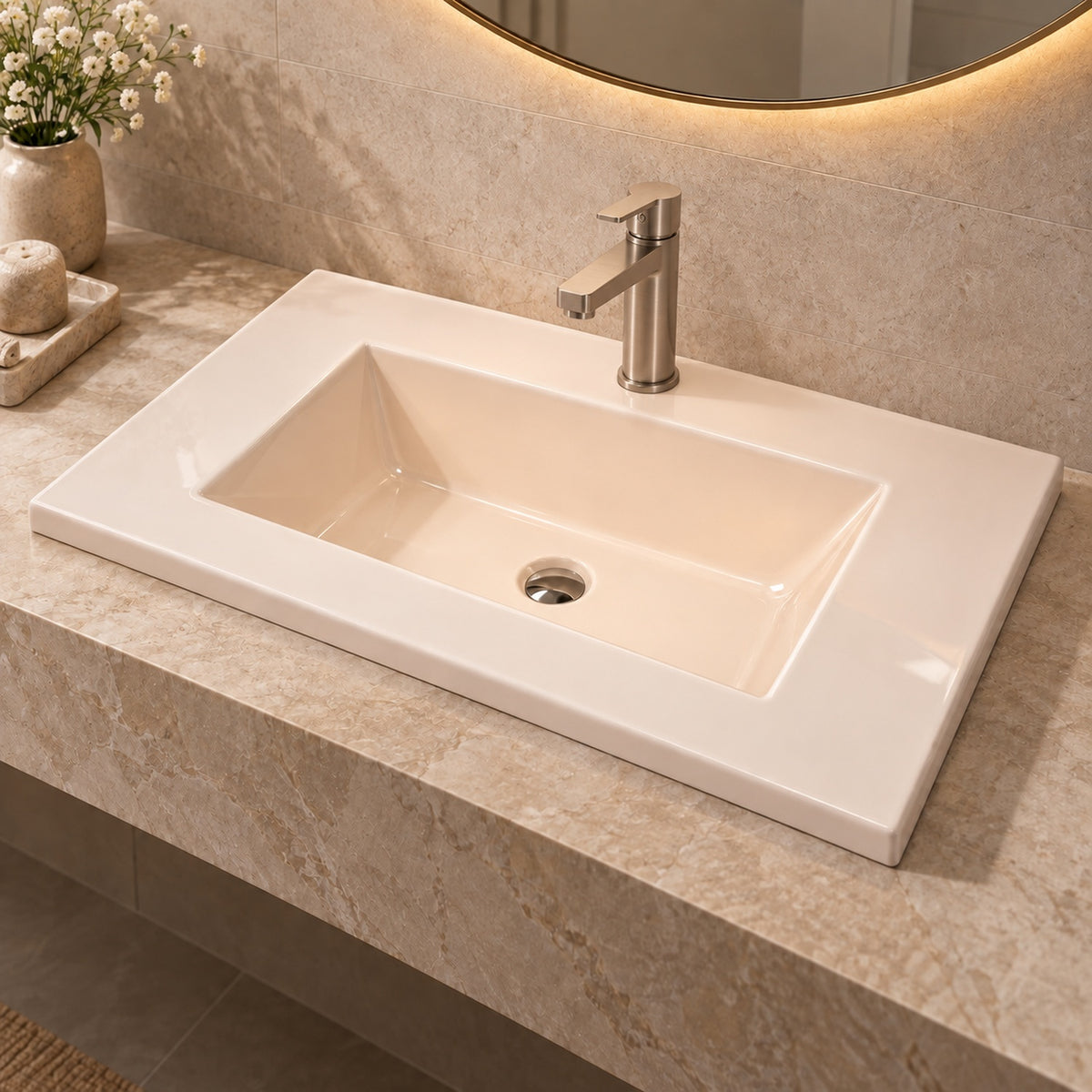 Lavamanos Integrado De Porcelana Beige 60 X 46 X 18 Cm instalado con grifería de ambientación