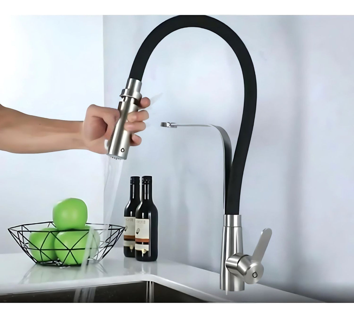 Grifería Para Cocina Cuello Flexible Monocontrol Negra