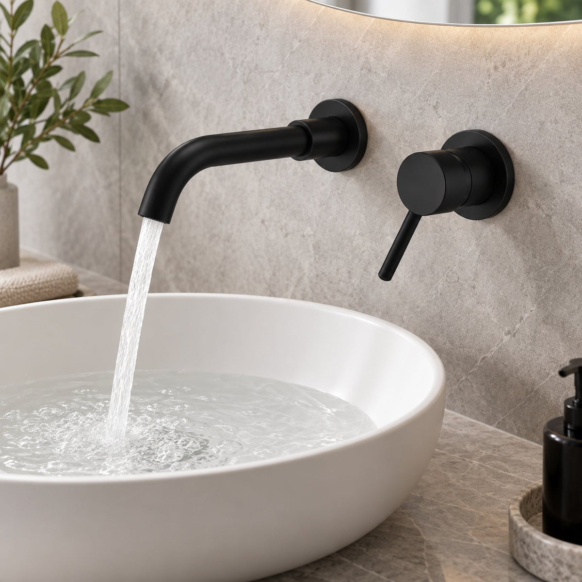 Grifería Monocontrol Para Lavamanos De Pared Negro Mate vista cercana