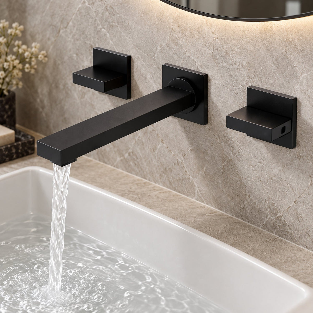 Grifería Monocontrol Para Lavamanos De Pared Cuadrada Negro Mate vista cercana