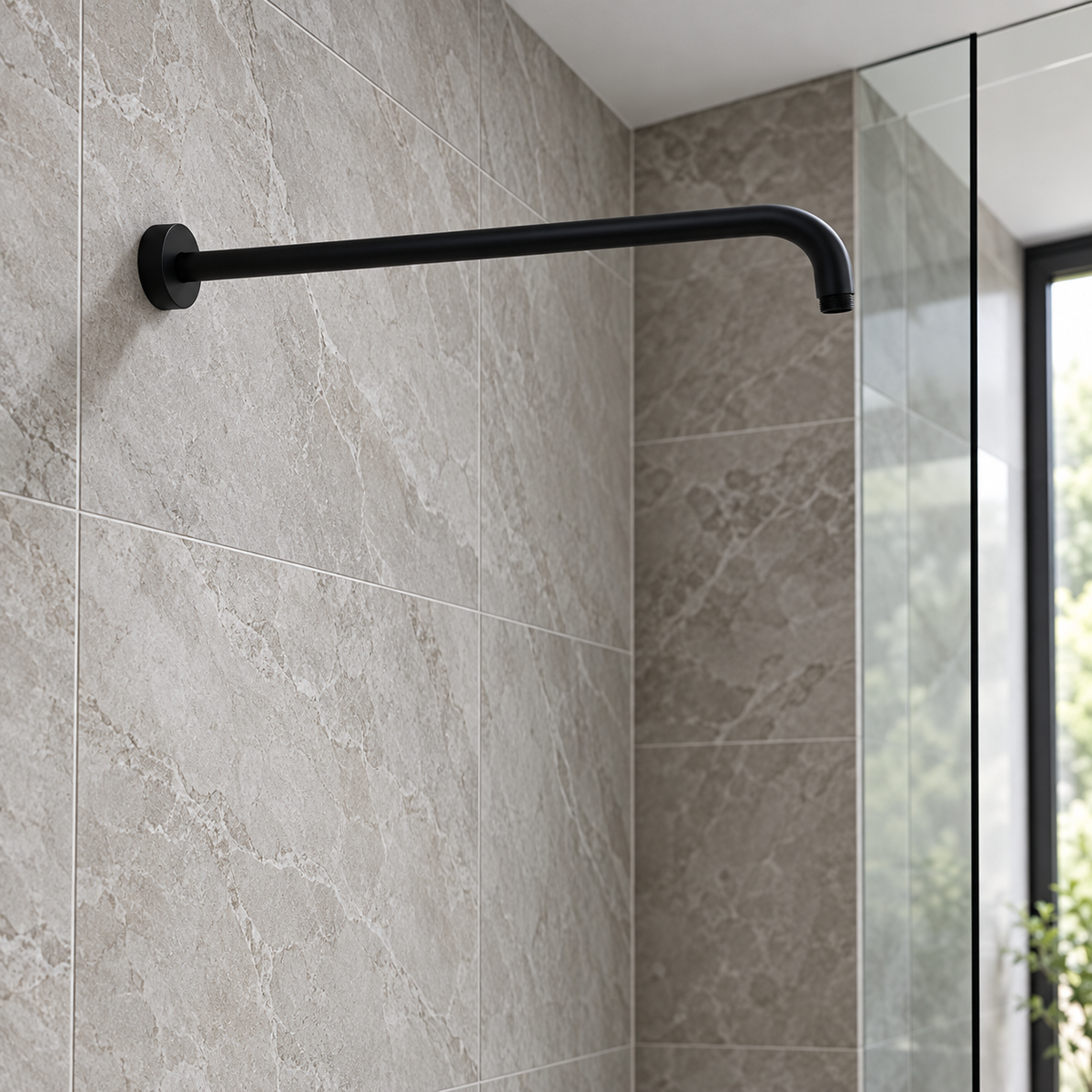 Brazo para ducha negro de 50 cm — 05-ambiente