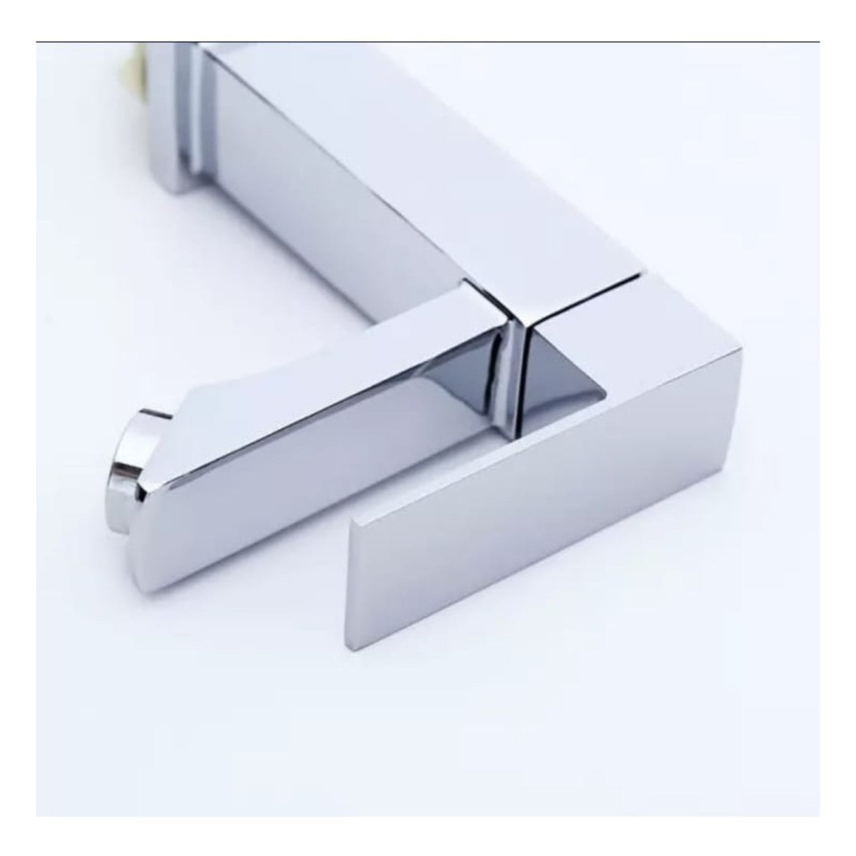 Griferia Lavamanos Square Agua Fría Poste Bajo