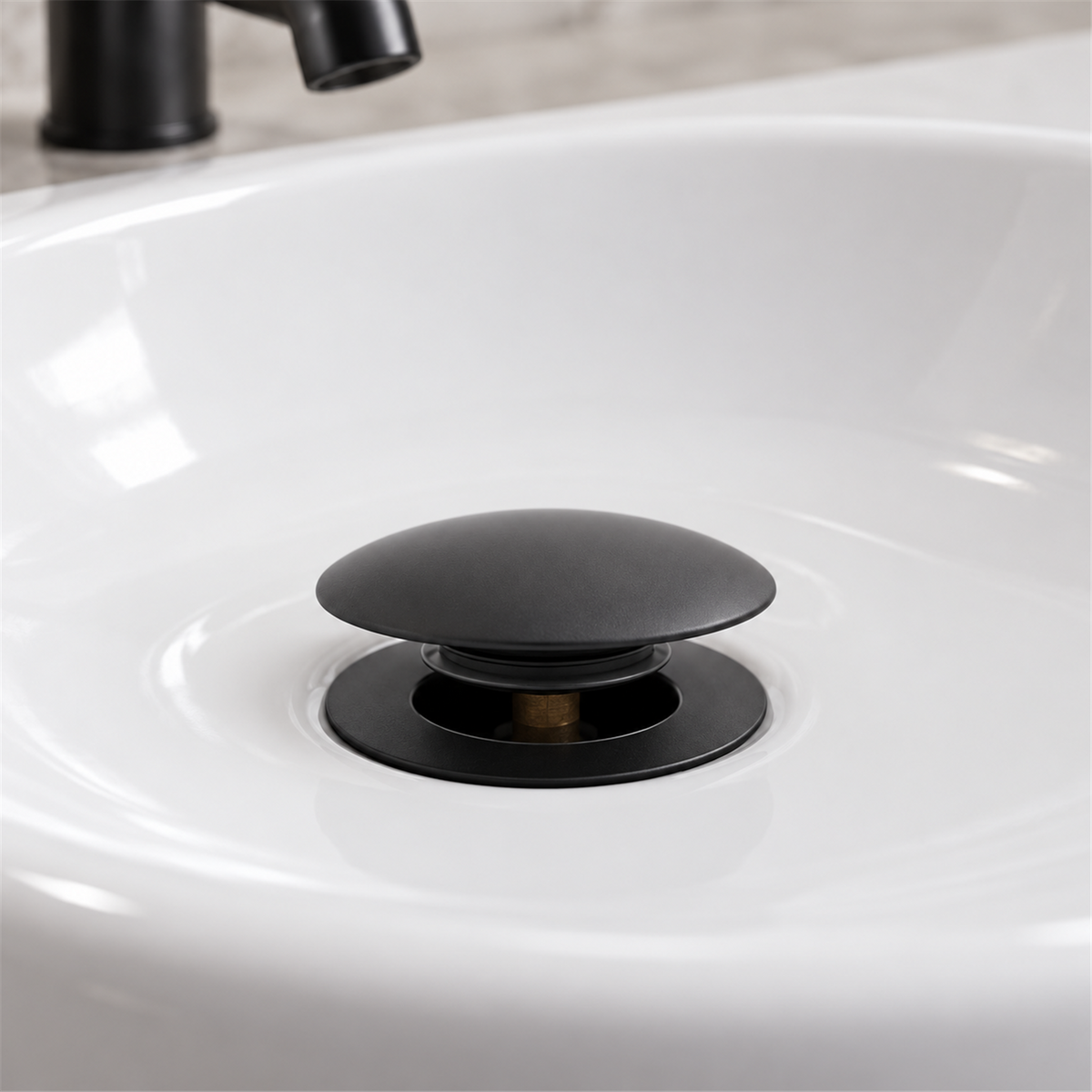 Desagüe Push Negro Para Lavamanos - Vista cercana del producto