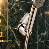 Detalle de soporte ajustable cromado para teleducha instalado