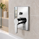 Registro monocontrol para ducha y tina con desviador cromado en acercamiento instalado