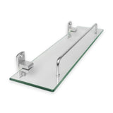 Repisa de vidrio con soportes de aluminio plateado sobre fondo blanco