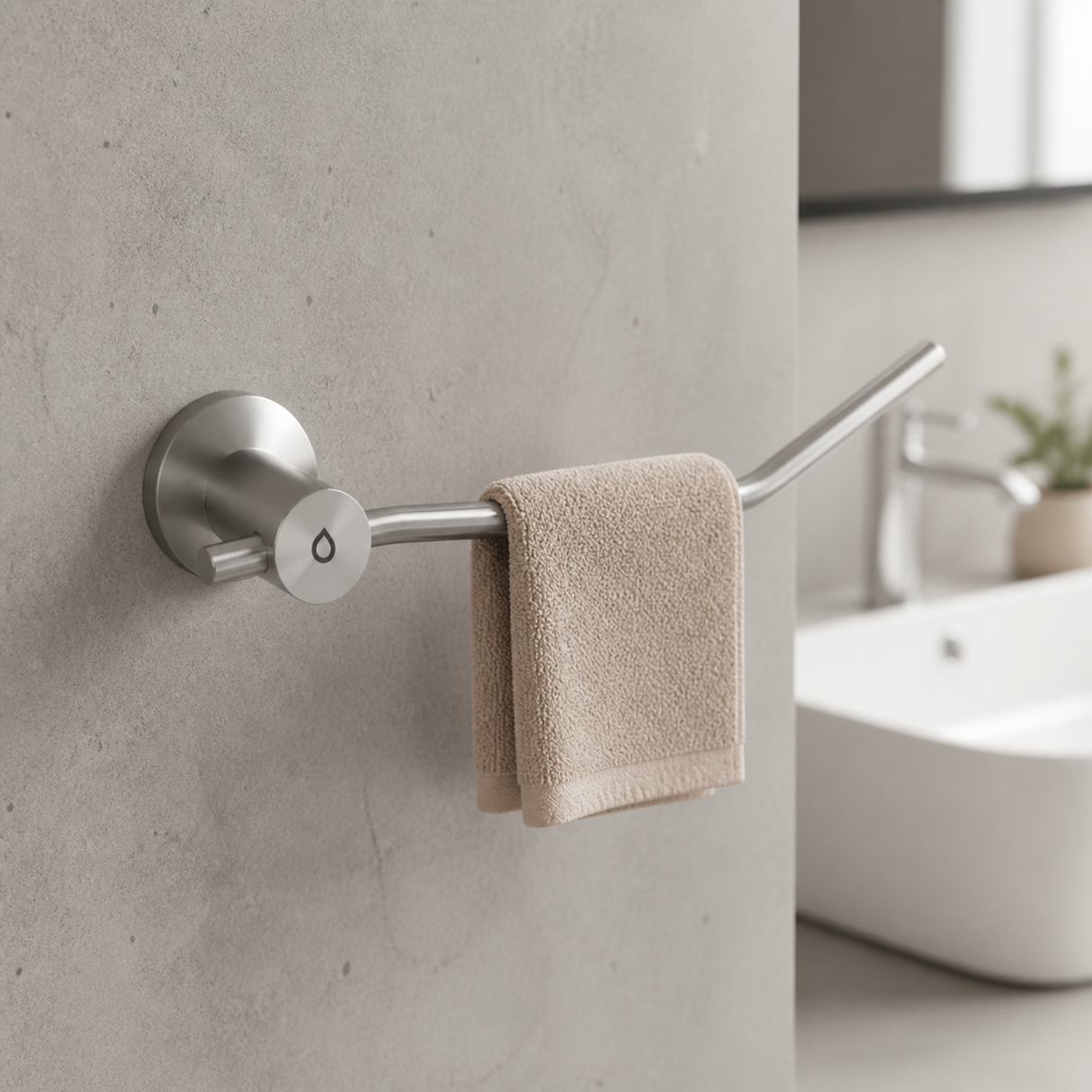 Segunda perspectiva del toallero de mano de acero inoxidable cepillado para baño en su espacio de uso