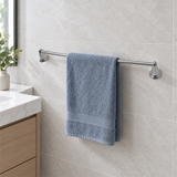 Toallero de barra Colomba cromado de 61 cm instalado en baño