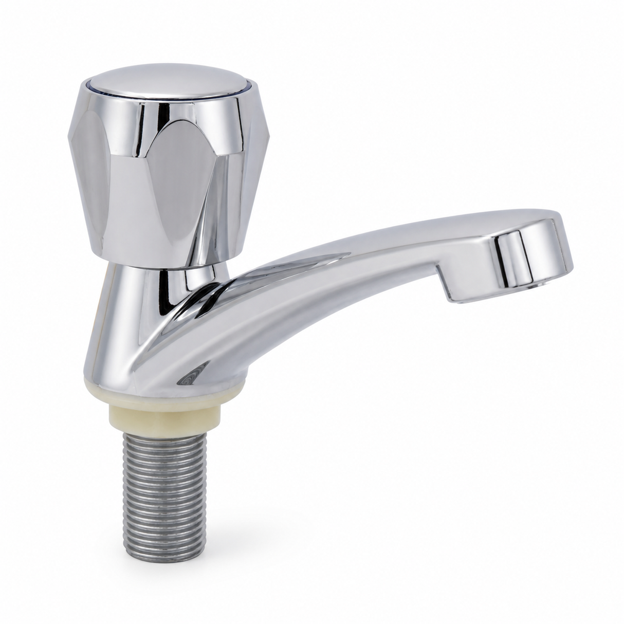 Llave plástica cromada para lavamanos Mirage sobre fondo blanco