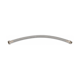 Manguera flexible para calentador de agua HI-HE de 1/2 y 60 cm sobre fondo blanco