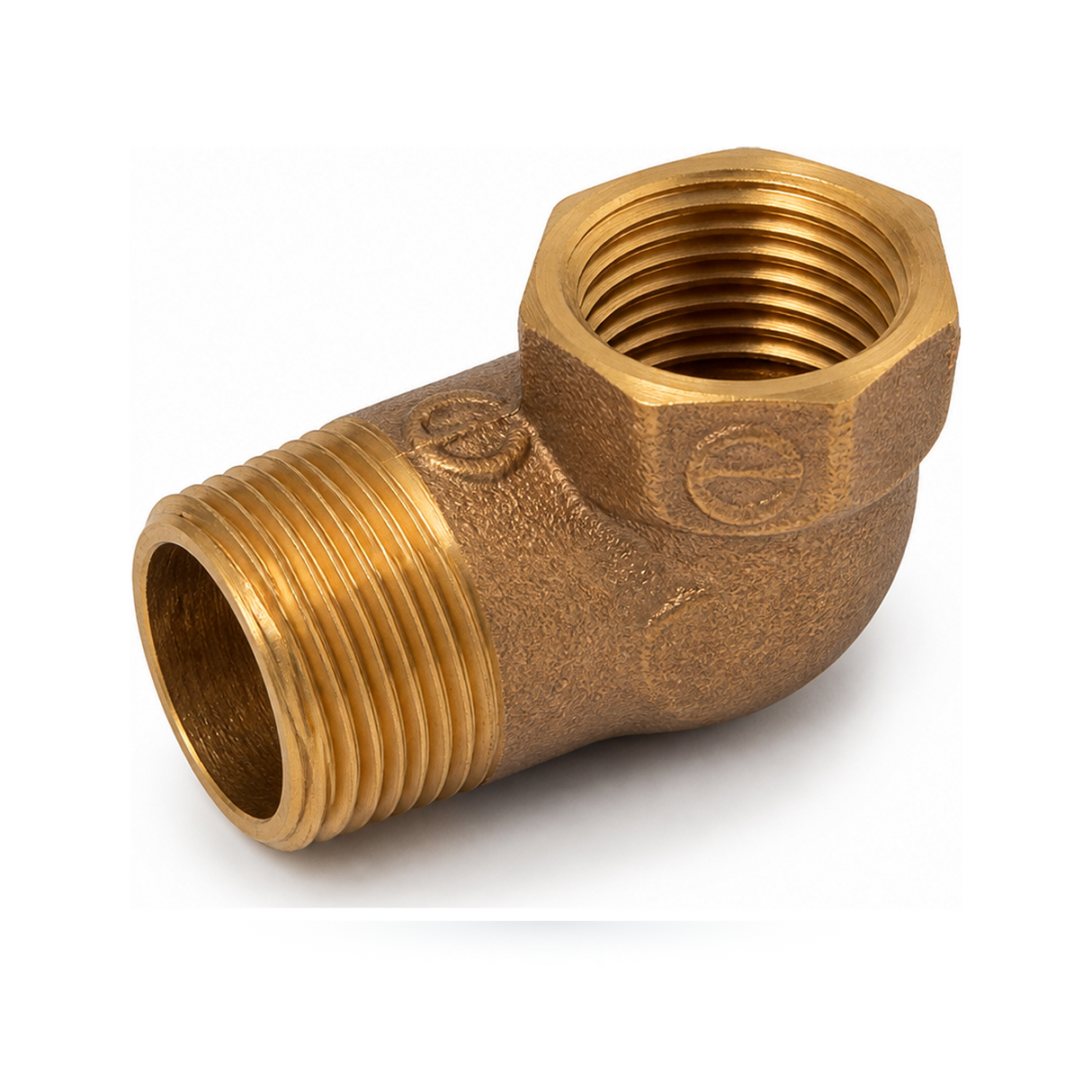 Codo de Bronce HI-HE de 1 Pulgada completo sobre fondo blanco profesional