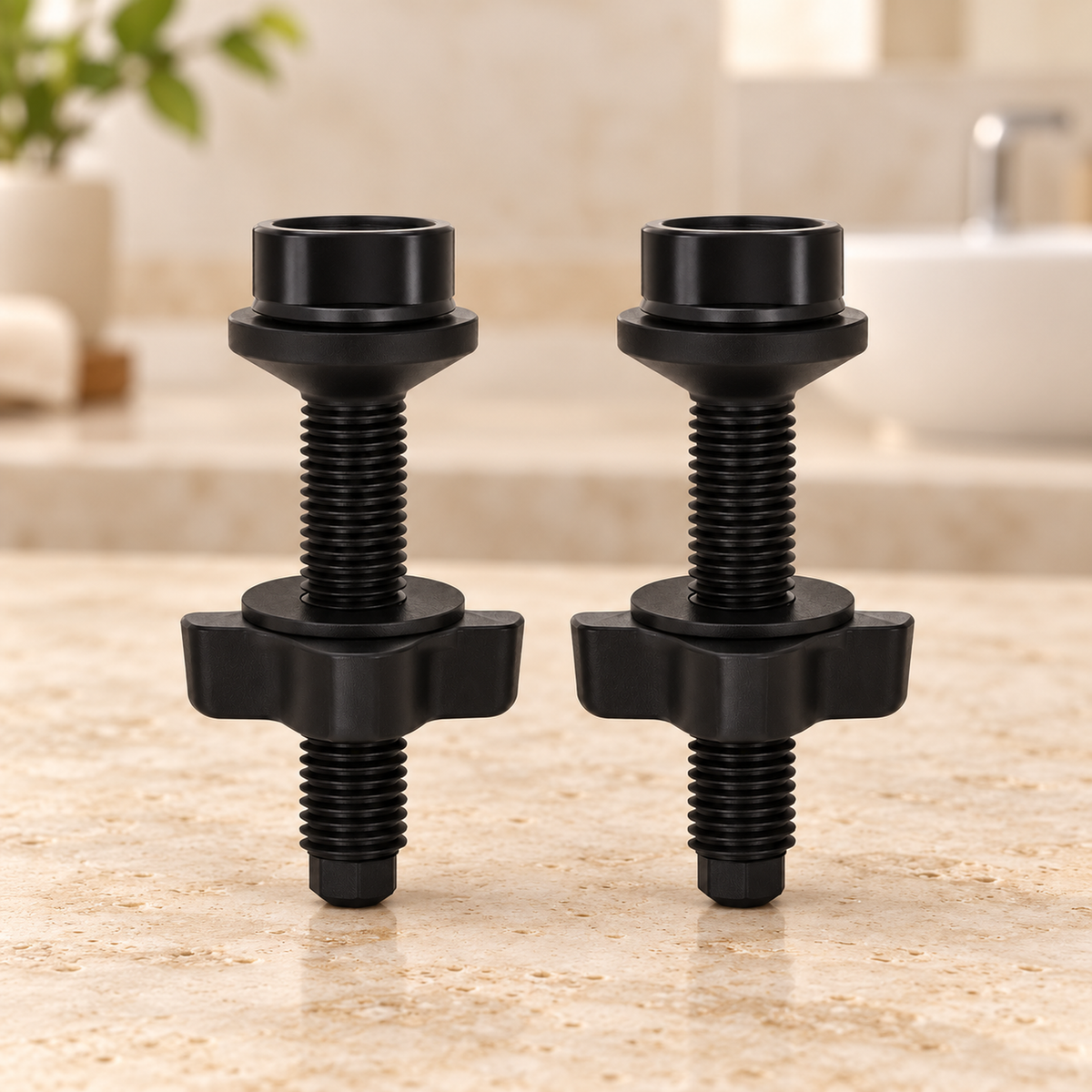 Kit de tornillos para acople de tanque x 2 suelto sobre piedra cálida antes de instalar; accesorios del ambiente no incluidos.