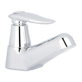 Llave individual para lavamanos Slim sobre fondo blanco. Cuerpo cónico cromado, una palanca y pico ascendente.