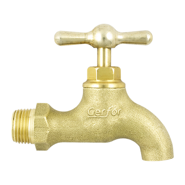 Llave terminal pesada con acabado cobre de media pulgada sobre fondo blanco. Cobre.