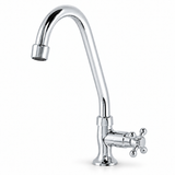 Llave individual Almaguer cromada sobre fondo blanco