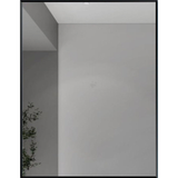 Espejo rectangular de 70 x 50 cm con marco metálico negro