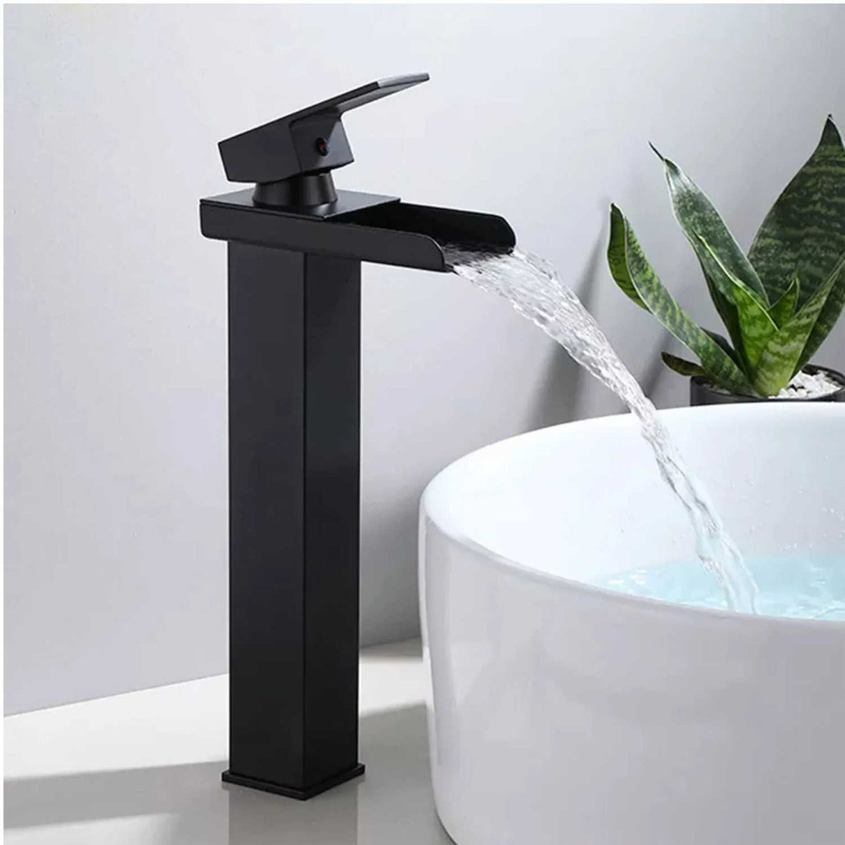 Grifería Monocontrol Alta Cascada Negra Mate 29 cm para Lavamanos Sobreponer