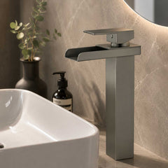 Grifería Monocontrol Lavamanos Alta Cascada Gris Satinado 30 cm Diseño Moderno