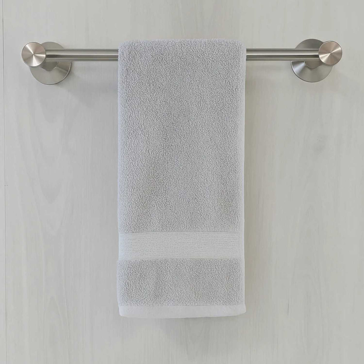Toallero de Barra Swertt 61 cm para Baño Diseño Moderno y Resistente