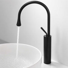 Grifería Monocontrol Akira Negra Mate Cuerpo Alto 46 cm Giratoria 360° para Lavamanos Metálica