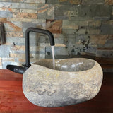 Lavamanos en Piedra de Río Gris, Medida 33 cm x 32 cm x 15 cm (aproximadas)