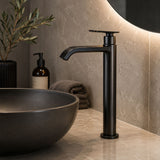 Llave Alta para Lavamanos Cascada 30,5 cm Agua Fría Negro Mate