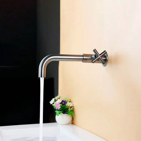 Griferia Llave Lavamanos De Pared, Metálica de Alta Calidad Satinada.