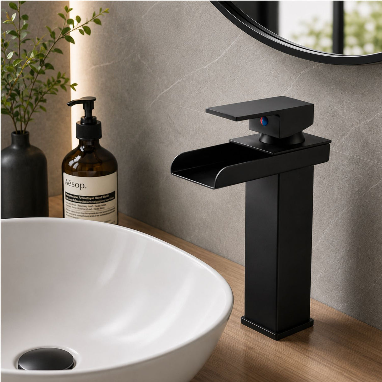 Grifería Lavamanos Bajo Cascada Negro Mate Monocontrol 20 cm con Acoples de Instalación