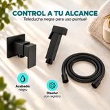 Detalle de teleducha negra con registro y características