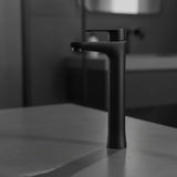 Lavamanos Monocontrol Alto Posto Negro Mate Diseño Moderno