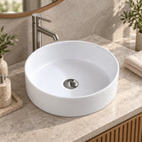 Lavamanos Olimpus Blanco 36 X 36 X 12 Cm en ambiente de baño, vista cercana