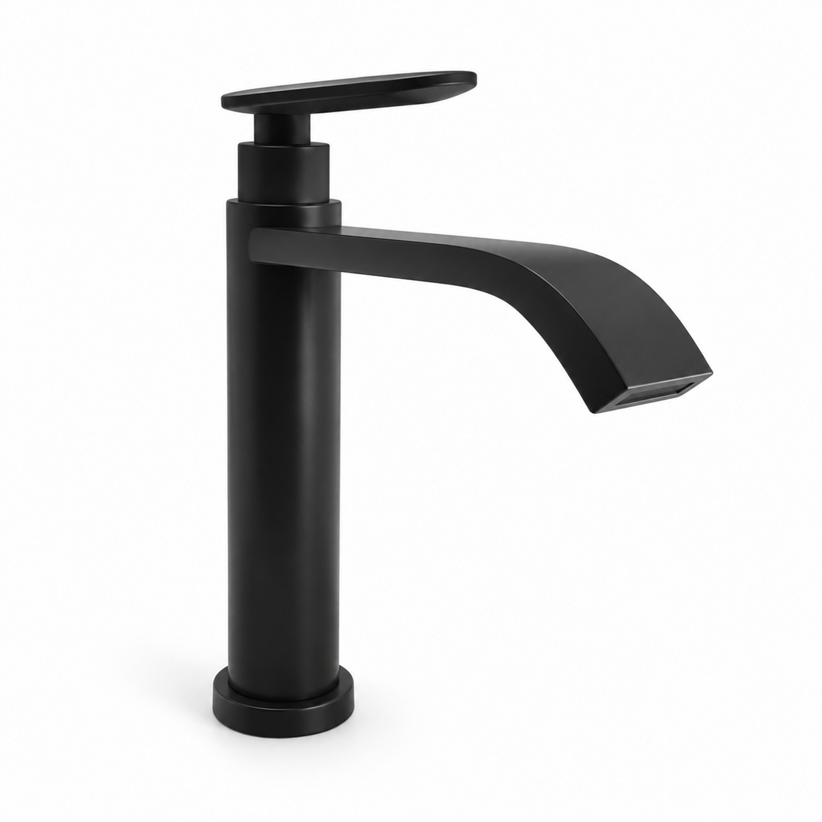 Llave negra de agua fría para lavamanos sobre fondo claro