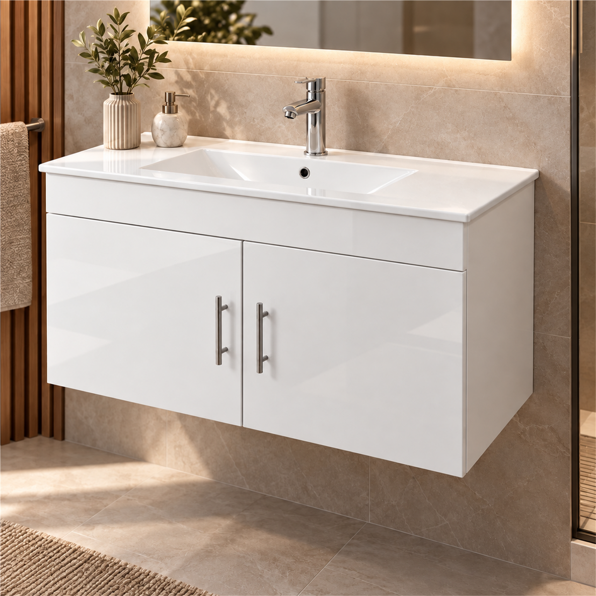 Segunda ambientación del combo de baño blanco con mueble de dos puertas