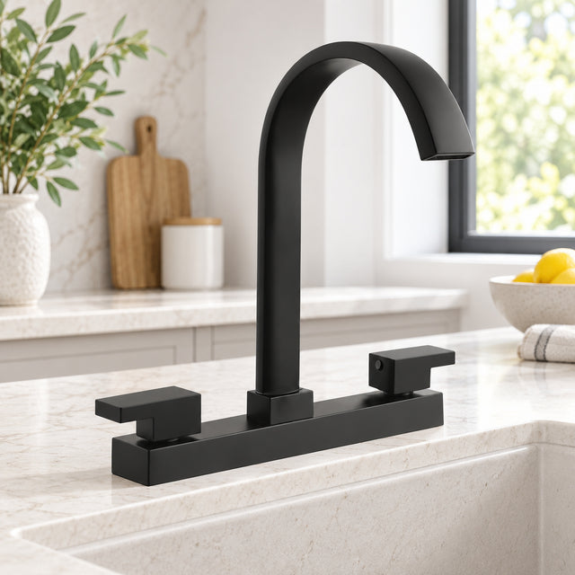 Mezclador negro de 8 pulgadas instalado en cocina clara