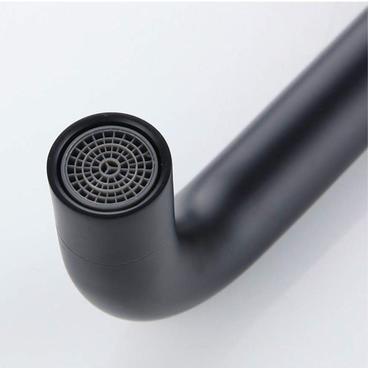 Llave Lavamanos Pared Negra Mate 22 cm | Grifería Moderna para Baño Elegante