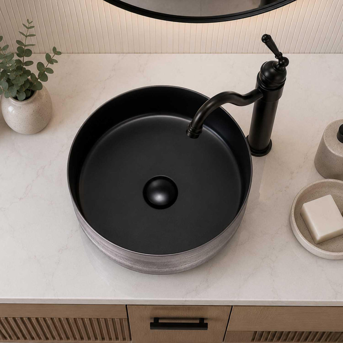 Kit Lavamanos Vessel Alpha Negro y Plateado 36x36 cm + Grifería Alta Negra Tokio + Sifón Push Integrado Premium | Combo Moderno para Baño