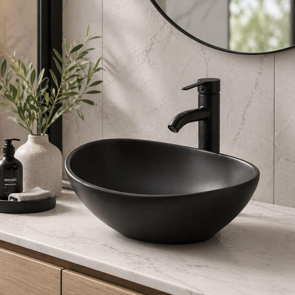 Lavamanos Ovalado Negro Sobreponer en Porcelana Premium – Diseño Moderno Tipo Vessel para Baño Elegante