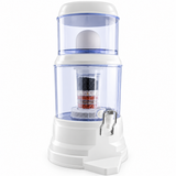 Filtro Purificador De Agua 12 Litros En ABS – Producto aislado sobre fondo blanco