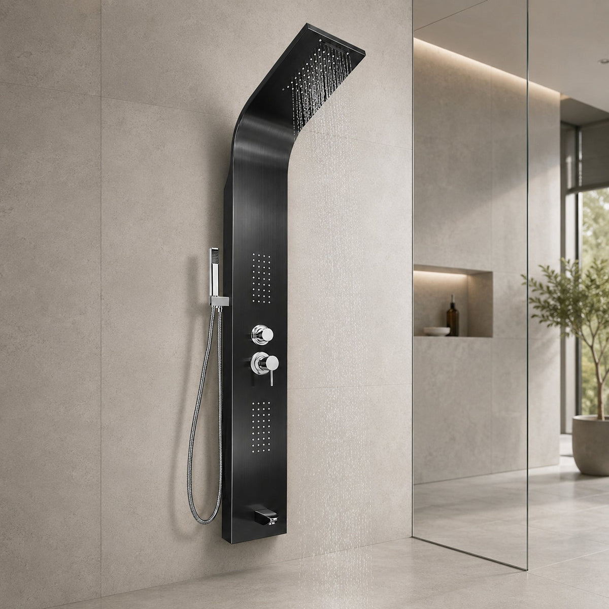 Torre de ducha negra instalada a escala real en baño contemporáneo