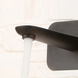 Grifería Lavamanos de Pared Negra Cuadrada Monocontrol | Diseño Moderno Mate