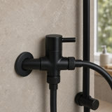 Desviador de ducha KTL1635N negro mate instalado
