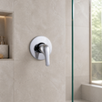 Grifería Monocontrol Empotrada para Ducha Colomba Cromada instalado