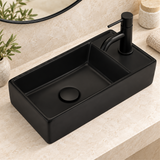 Lavamanos Nashville Negro Mate 41 × 22 cm — detalle instalado