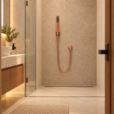 Teleducha Slim Alargada Oro Rosa En Acero Inoxidable SUS304 - Ambientación amplia con escala natural